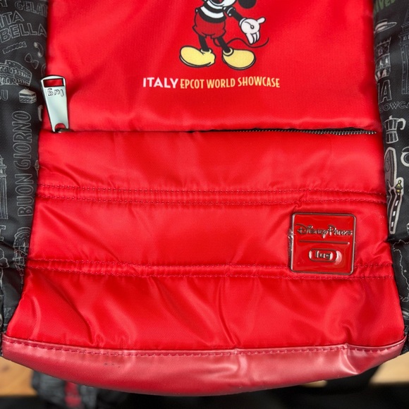 Lug Disney Parks Epcot Italy Red and Black Backpack